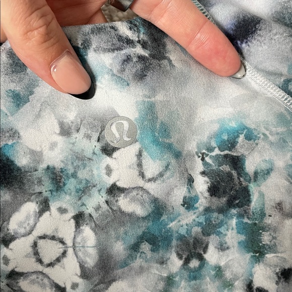 Lululemon Align Tank - Picture 4 of 5